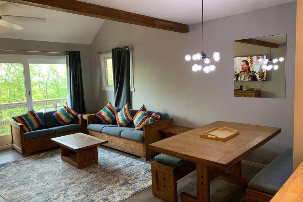 Just Renovated Camelback Ski-On/Off,Snow Tubing,Paintball Villa Tannersville Ngoại thất bức ảnh